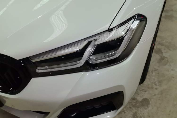 Used BMW 5 Series 2021 530Li Leading Model M Sport Package Left Front Headlight