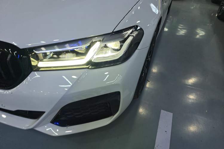 Used BMW 5 Series 2021 530i M Sport Package Left Front Headlight