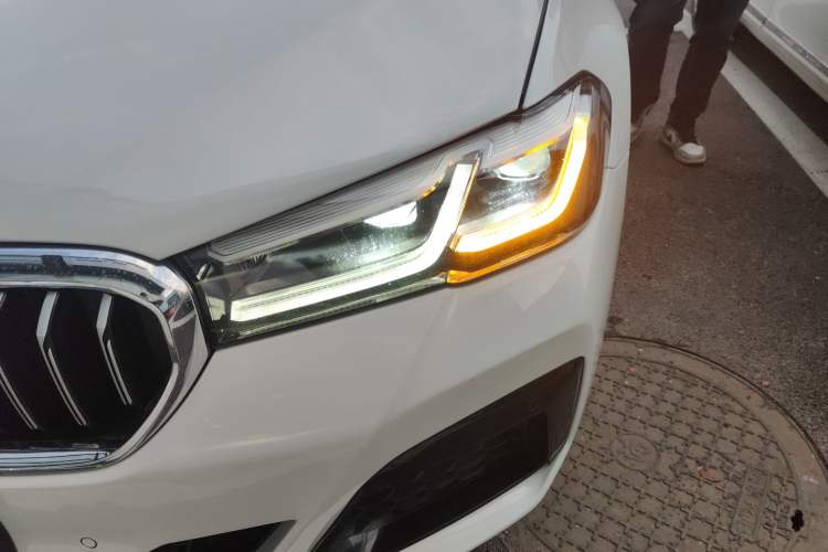 Used BMW 5 Series 2021 Facelifted 525Li M Sport Package Left Front Headlight