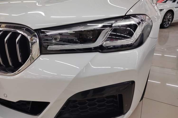 Used BMW 5 Series 2021 530Li Leading Model M Sport Package Left Front Headlight
