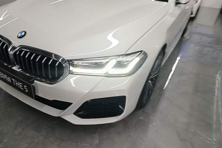 Used BMW 5 Series 2021 530Li Leading Model M Sport Package Left Front Headlight