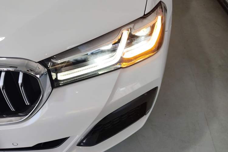 Used BMW 5 Series 2021 525i M Sport Package Left Front Headlight