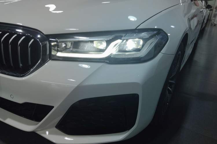 Used BMW 5 Series 2021 525i M Sport Package Left Front Headlight