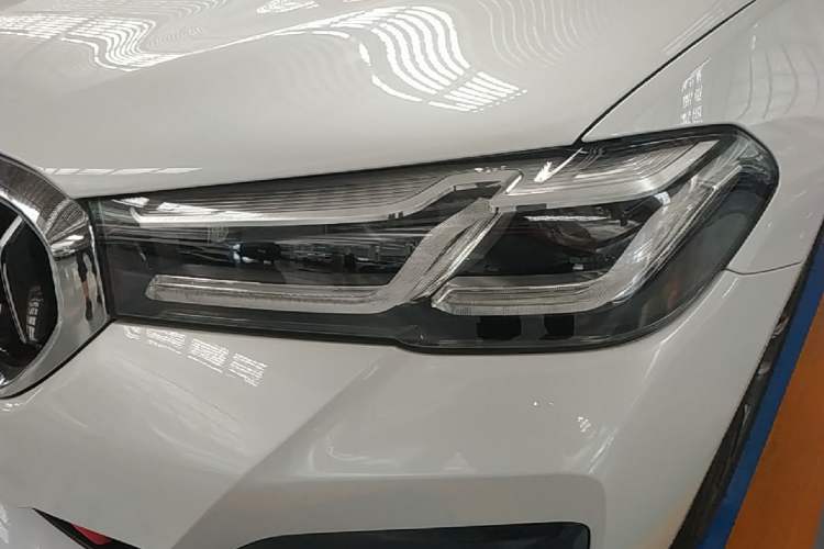 Used BMW 5 Series 2021 525Li M Sport Package Left Front Headlight
