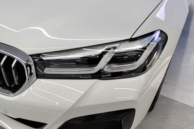 Used BMW 5 Series 2021 530Li Leading Model M Sport Package Left Front Headlight