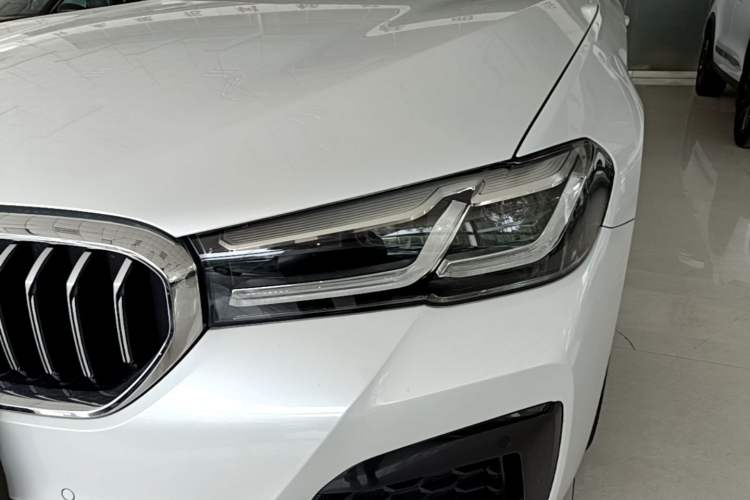 Used BMW 5 Series 2021 Facelifted 530Li Leading Edition M Sport Package Left Front Headlight