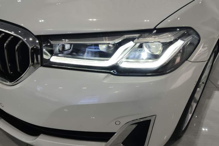 Used BMW 5 Series 2021 Updated 530Li Luxury Package Premium Edition Left Front Headlight