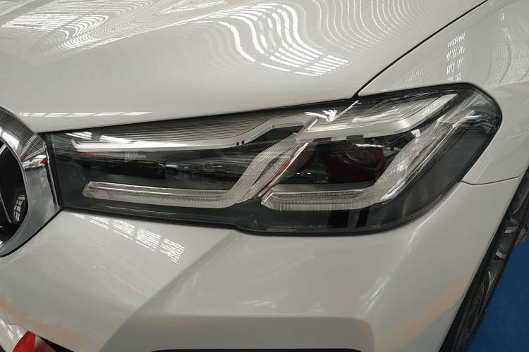 Used BMW 5 Series 2021 525Li M Sport Package Left Front Headlight