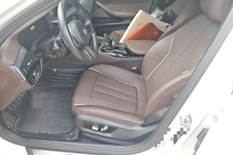 Used BMW 5 Series 2021 530Li Leading Model M Sport Package Left Front Seat