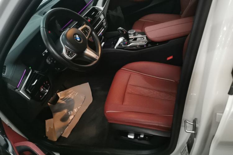 Used BMW 5 Series 2021 525Li M Sport Package Left Front Seat