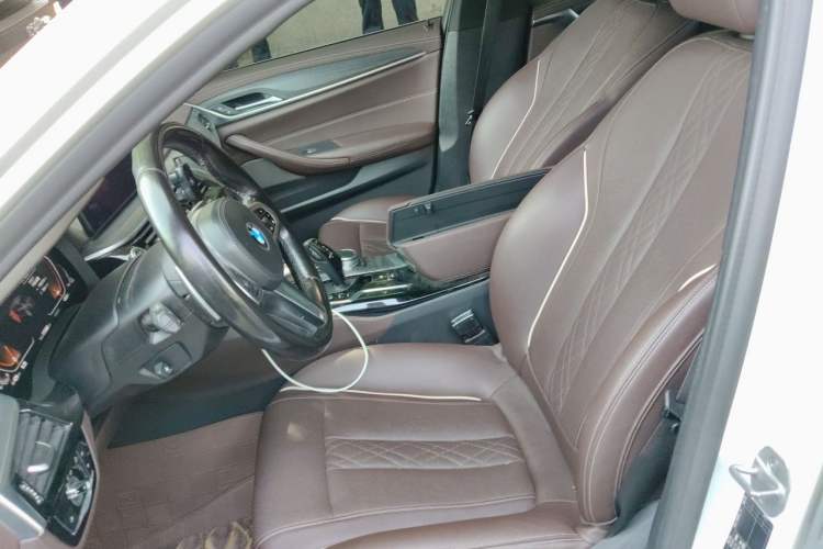 Used BMW 5 Series 2021 530Li Executive M Sport Package Left Front Seat