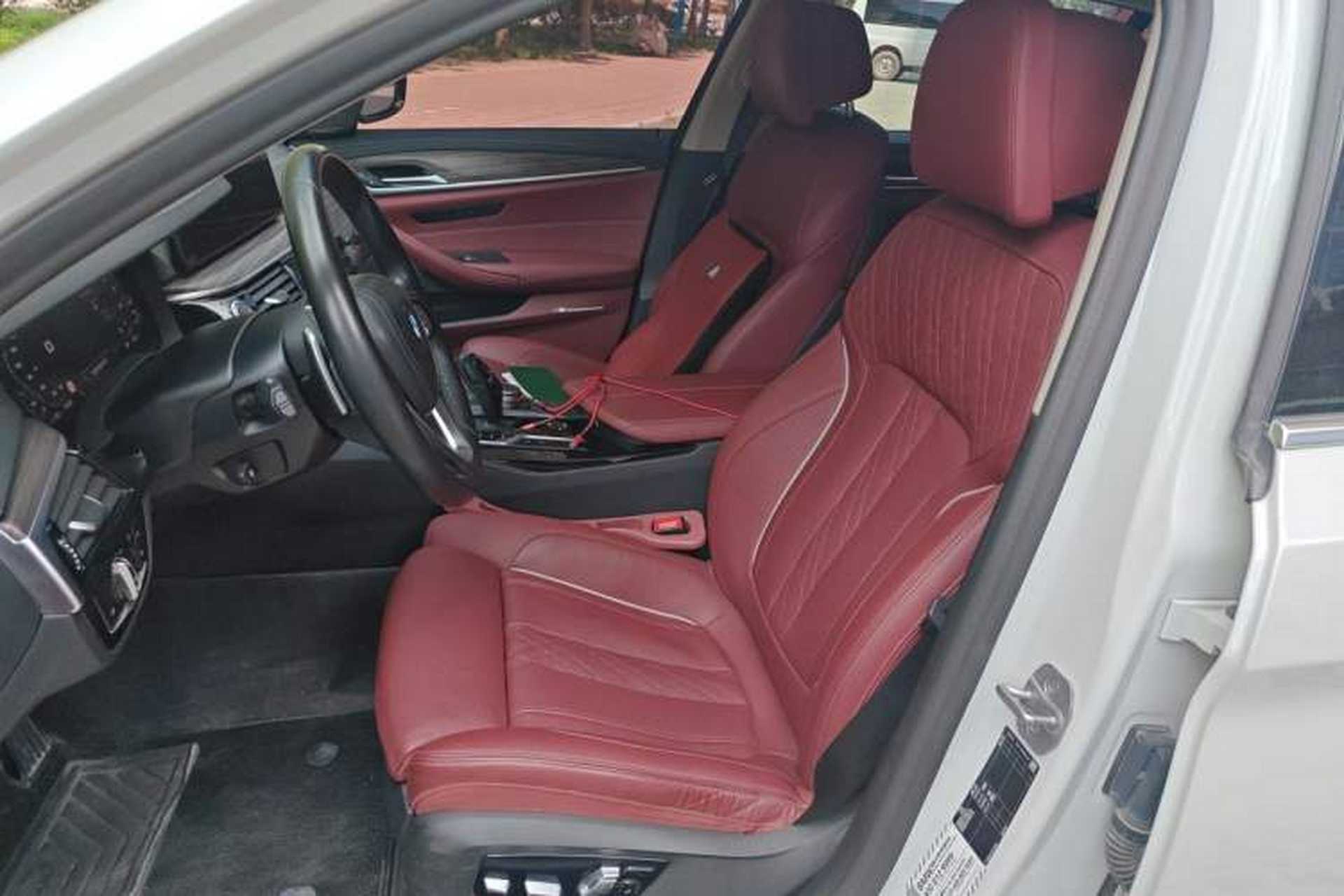Used BMW 5 Series 2021 530Li Luxury Edition Premium Package Left Front Seat
