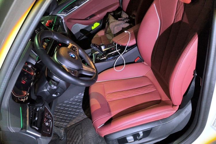 Used BMW 5 Series 2021 525Li M Sport Package Left Front Seat