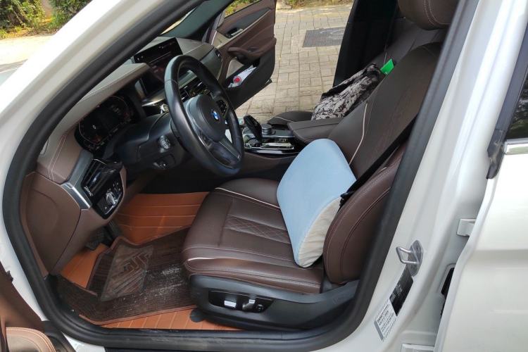 Used BMW 5 Series 2021 530Li Leading Model M Sport Package Left Front Seat