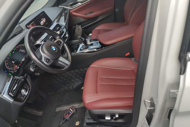 Used BMW 5 Series 2021 Facelifted 525Li M Sport Package Left Front Seat