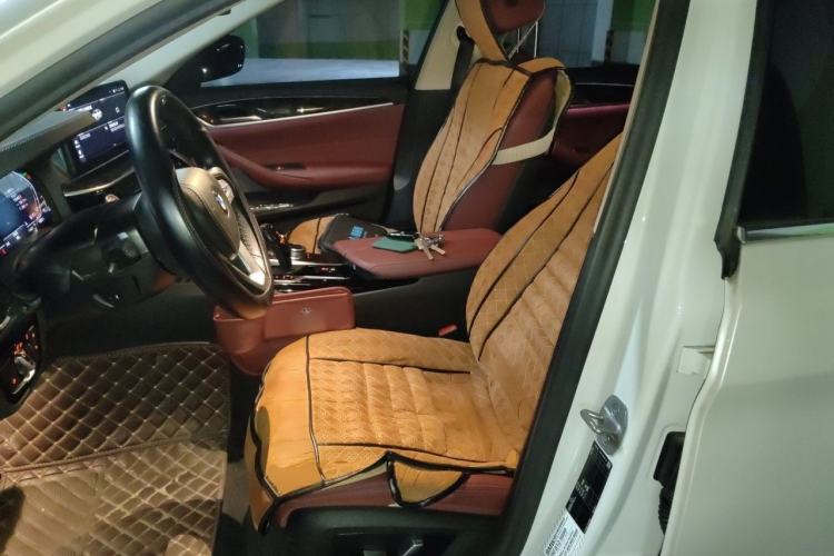 Used BMW 5 Series 2021 525Li Luxury Package Left Front Seat