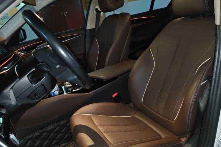 Used BMW 5 Series 2021 525Li Luxury Package Left Front Seat