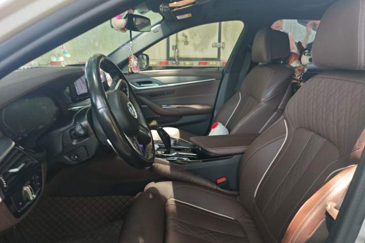 Used BMW 5 Series 2021 530Li Luxury Edition M Sport Package Left Front Seat
