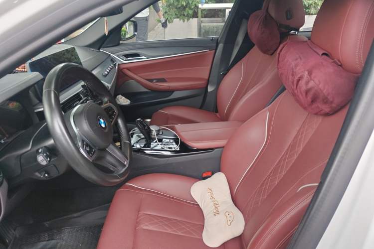 Used BMW 5 Series 2021 530Li Leading Model M Sport Package Left Front Seat