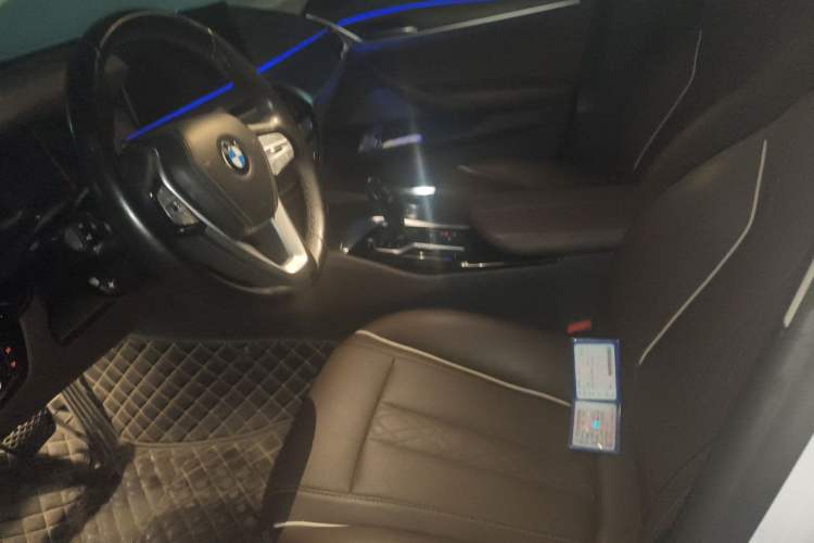 Used BMW 5 Series 2021 Updated 530Li xDrive Luxury Package Left Front Seat