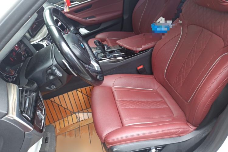 Used BMW 5 Series 2021 530Li Luxury Edition Premium Package Left Front Seat