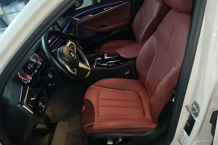 Used BMW 5 Series 2021 525Li M Sport Package Left Front Seat
