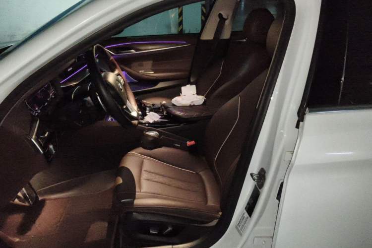 Used BMW 5 Series 2021 Restyled 530Li Leading Edition Luxury Package Left Front Seat