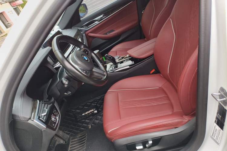 Used BMW 5 Series 2021 525Li M Sport Package Left Front Seat