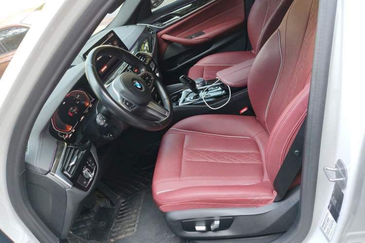Used BMW 5 Series 2021 525Li M Sport Package Left Front Seat