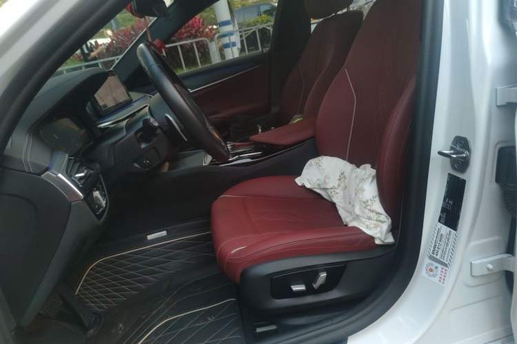 Used BMW 5 Series 2021 530Li xDrive M Sport Package Left Front Seat