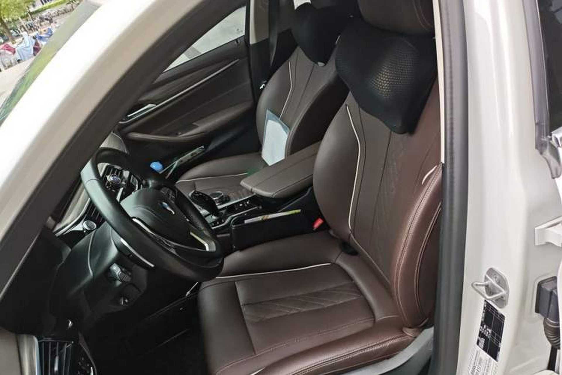 Used BMW 5 Series 2021 530Li Leading Luxury Package Left Front Seat