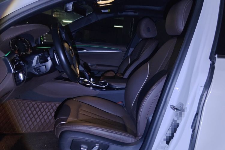 Used BMW 5 Series 2021 530Li Leading Model M Sport Package Left Front Seat
