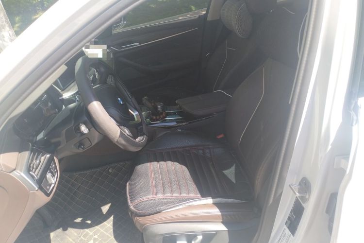 Used BMW 5 Series 2021 530Li Leading Luxury Package Left Front Seat