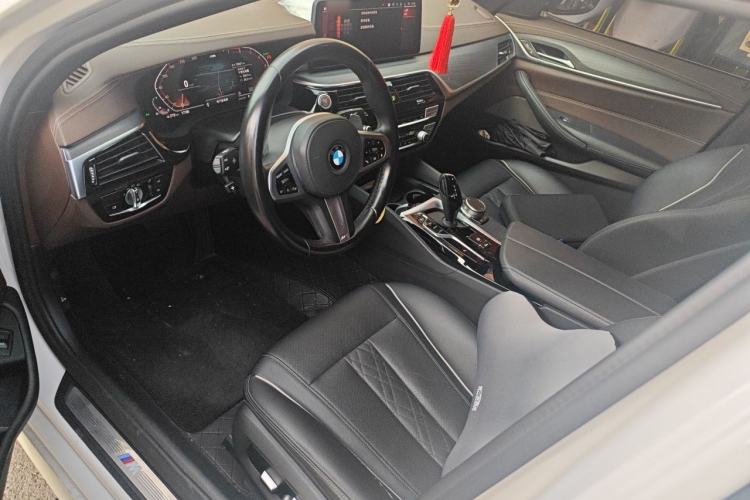 Used BMW 5 Series 2021 530Li Leading Model M Sport Package Left Front Seat