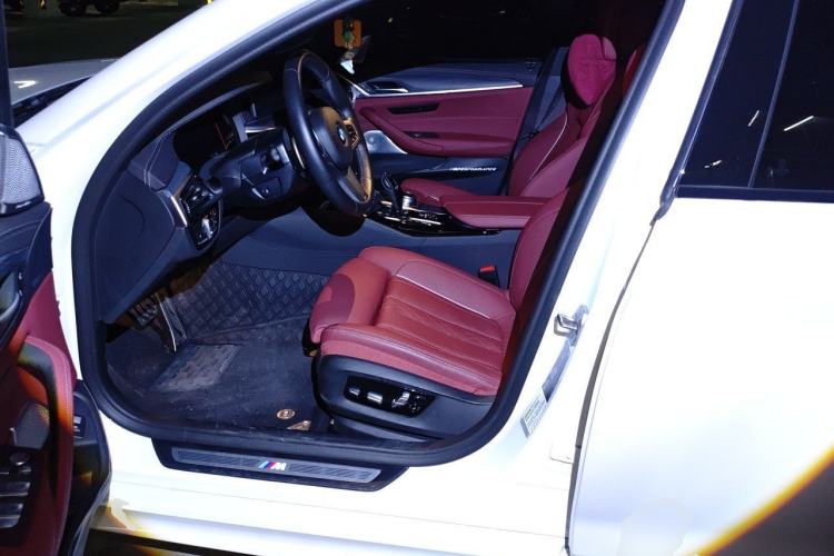 Used BMW 5 Series 2021 530Li Luxury Edition M Sport Package Left Front Seat