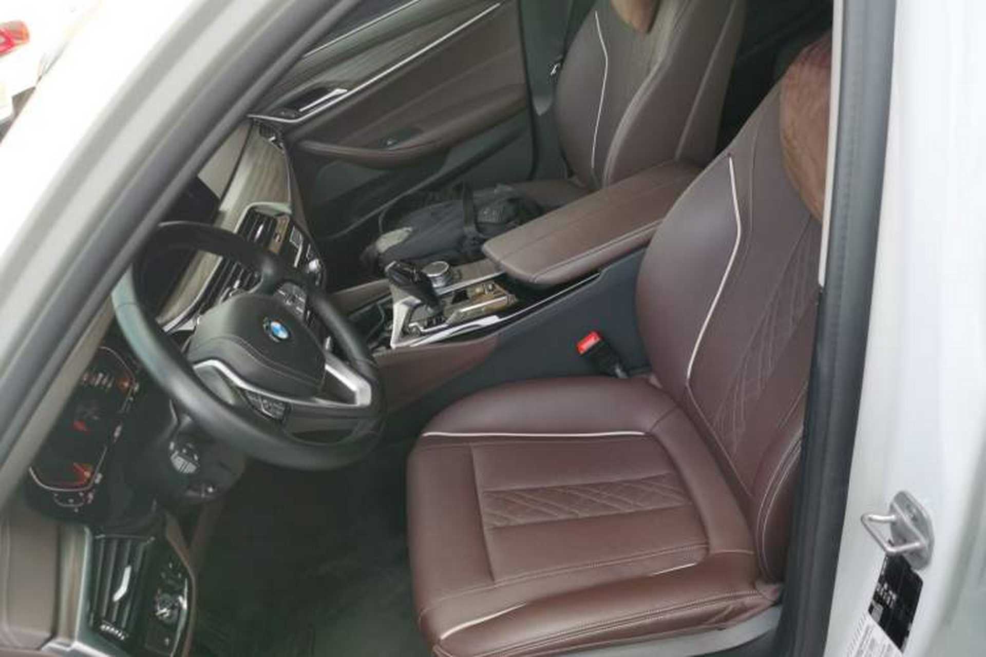 Used BMW 5 Series 2021 530Li Leading Luxury Package Left Front Seat