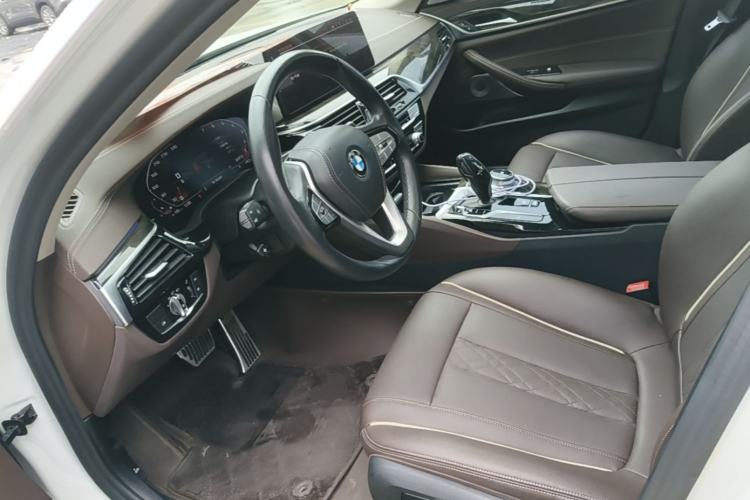 Used BMW 5 Series 2021 525Li Luxury Package Left Front Seat