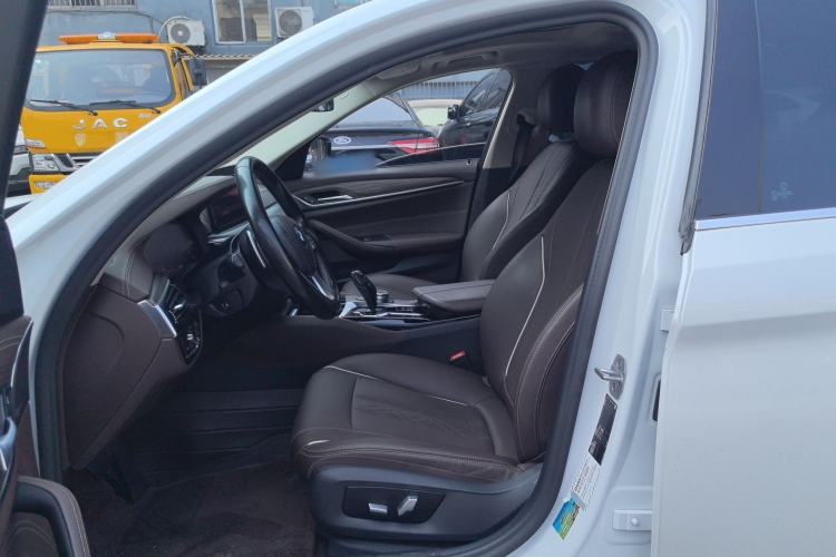 Used BMW 5 Series 2021 530Li Leading Luxury Package Left Front Seat