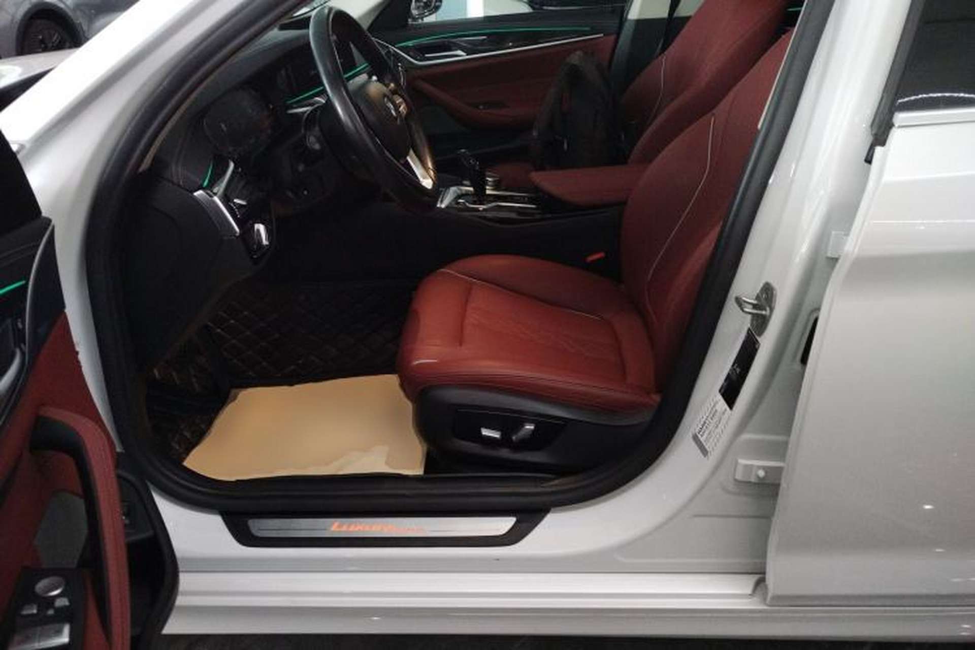 Used BMW 5 Series 2021 Updated Version 525Li Luxury Package Left Front Seat