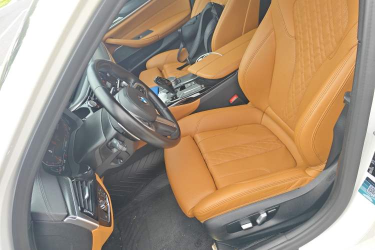 Used BMW 5 Series 2021 530i M Sport Package Left Front Seat
