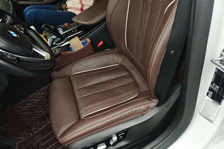 Used BMW 5 Series 2021 530Li Luxury Edition Premium Package Left Front Seat