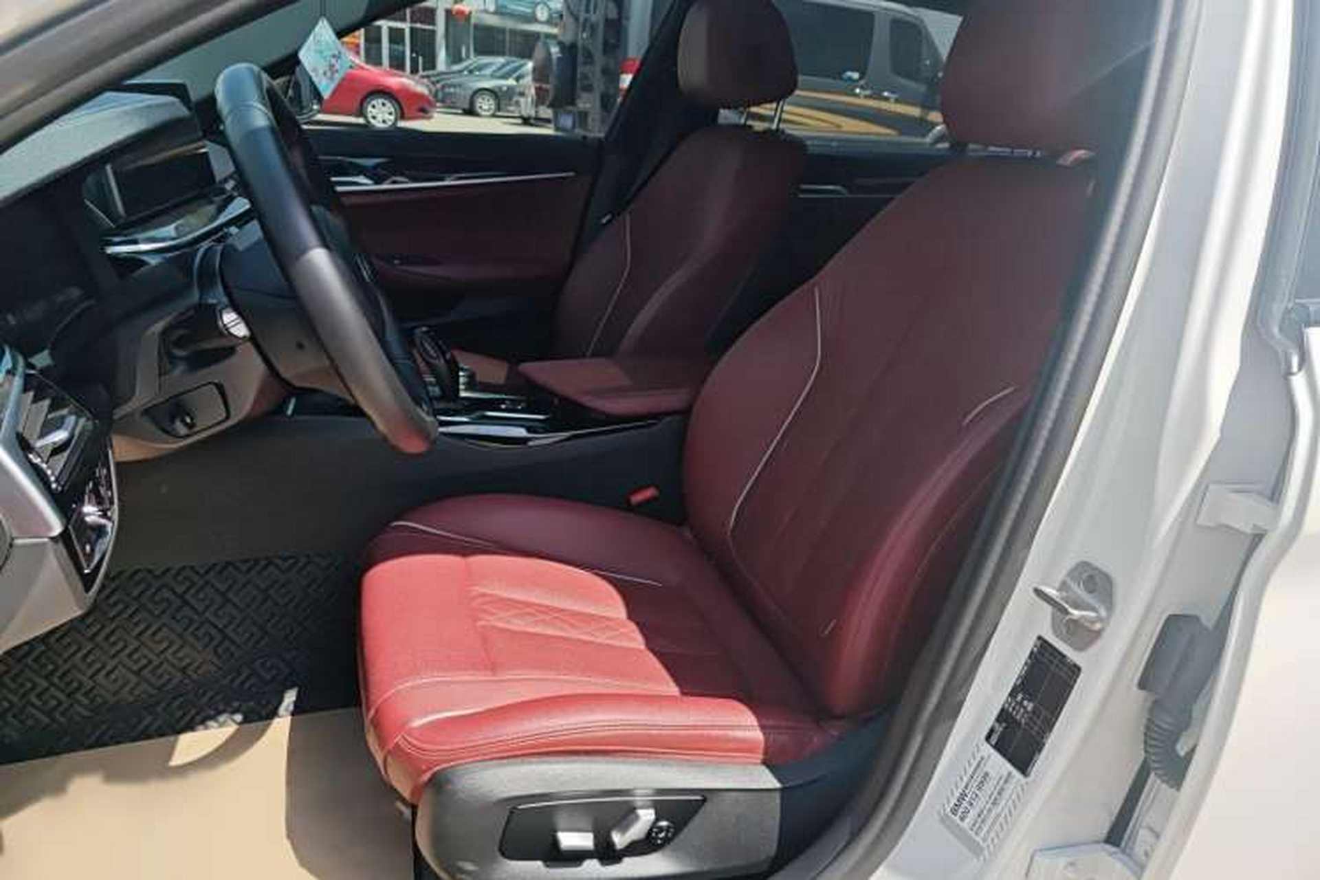Used BMW 5 Series 2021 525Li M Sport Package Left Front Seat