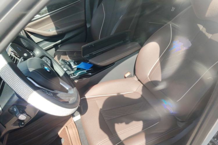 Used BMW 5 Series 2021 525Li Luxury Package Left Front Seat
