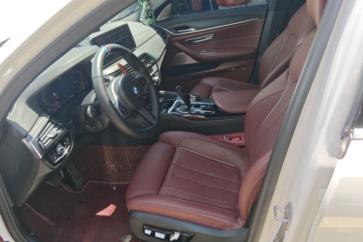 Used BMW 5 Series 2021 Restyled 530Li Luxury Edition M Sport Package Left Front Seat