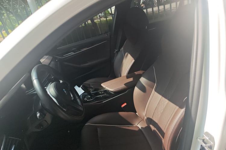 Used BMW 5 Series 2021 Facelifted 525Li M Sport Package Left Front Seat