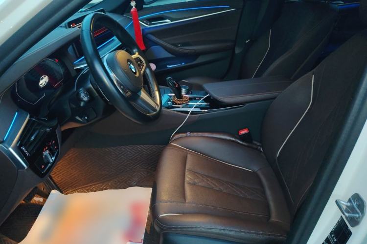 Used BMW 5 Series 2021 530Li Leading Model M Sport Package Left Front Seat