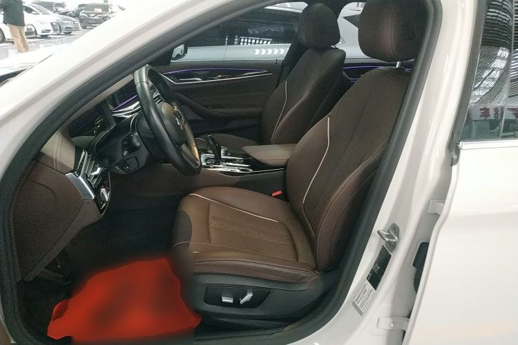 Used BMW 5 Series 2021 525Li M Sport Package Left Front Seat