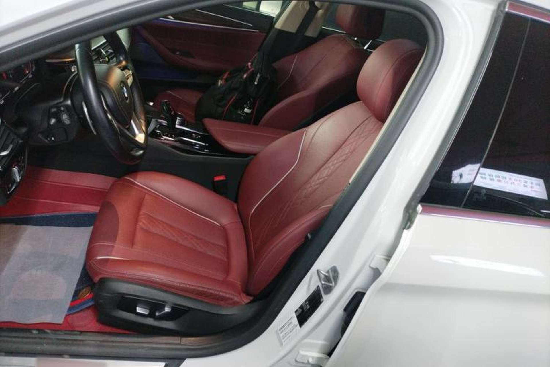 Used BMW 5 Series 2021 530Li Leading Luxury Package Left Front Seat