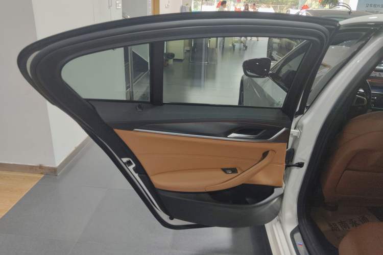 Used BMW 5 Series 2021 525i M Sport Package Left Rear Door Interior