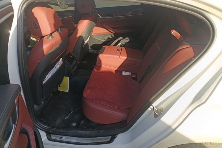 Used BMW 5 Series 2021 530Li Leading Model M Sport Package Left Rear Seat
